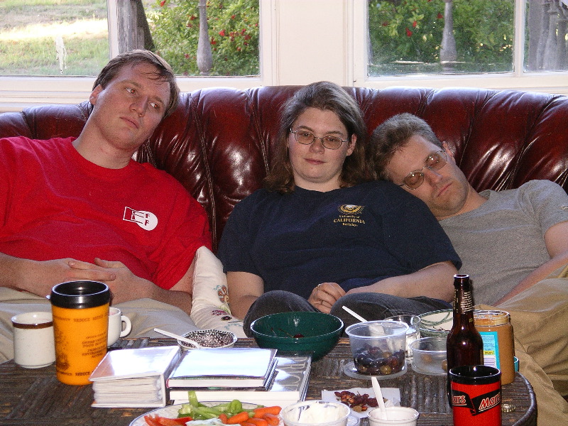 Kragen, Kris, and a snoozy John
